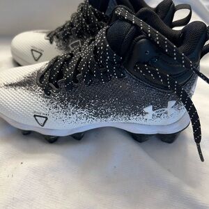 Under Armour Kids Black and White Sneakers